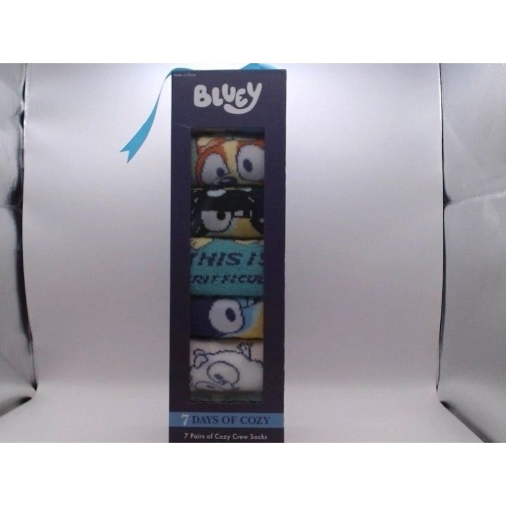 Men's Bluey Cozy Socks - Oatmeal 6-12, BRAND NEW IN BOX